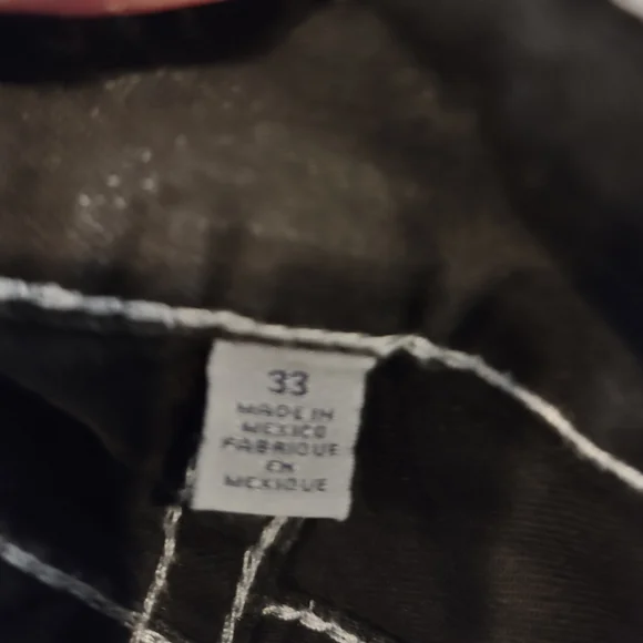 True Religion Jeans Basic Straight w/Flaps - Picture 5 of 5